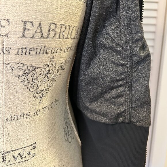 Lululemon Black Fitted Jacket with Hood: Size 4/6 - Picture 16 of 16